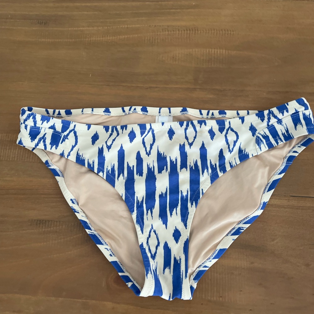 Womens J. Crew Blue and Cream Patterned Swimwear size M